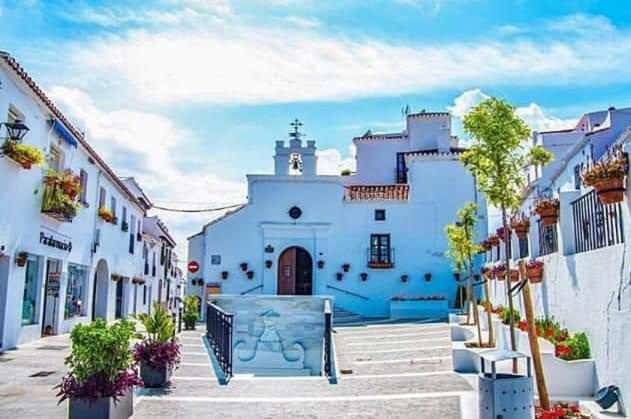 La Casa Del Barrio Guest House Mijas Eksteriør bilde